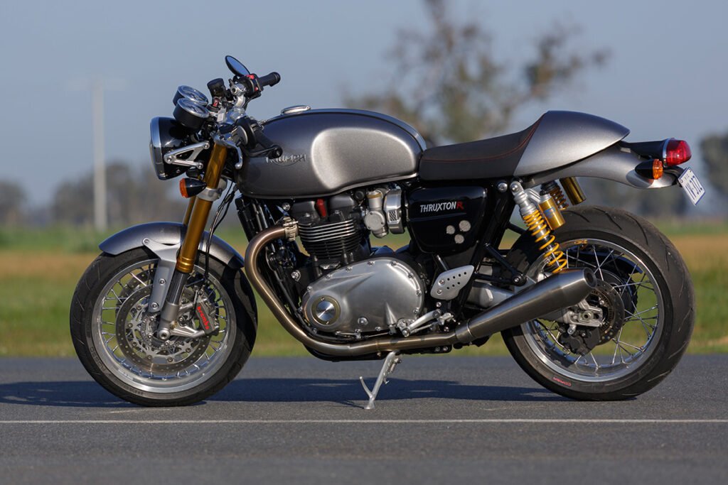 Triumph Thruxton 400